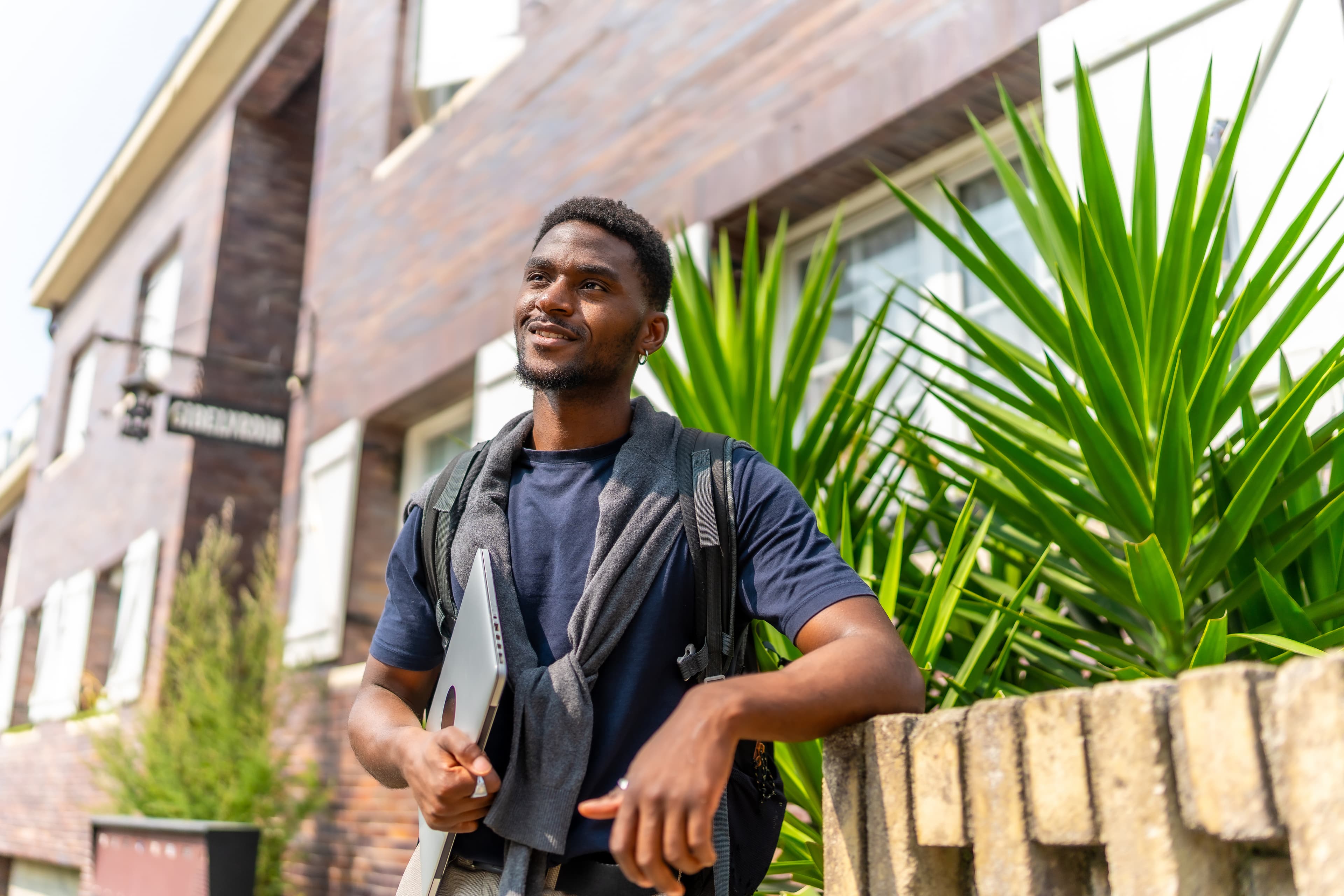 Students moving into accommodation